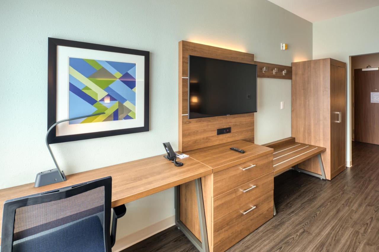 Holiday Inn Express & Suites - Charlotte - South End By Ihg Luaran gambar