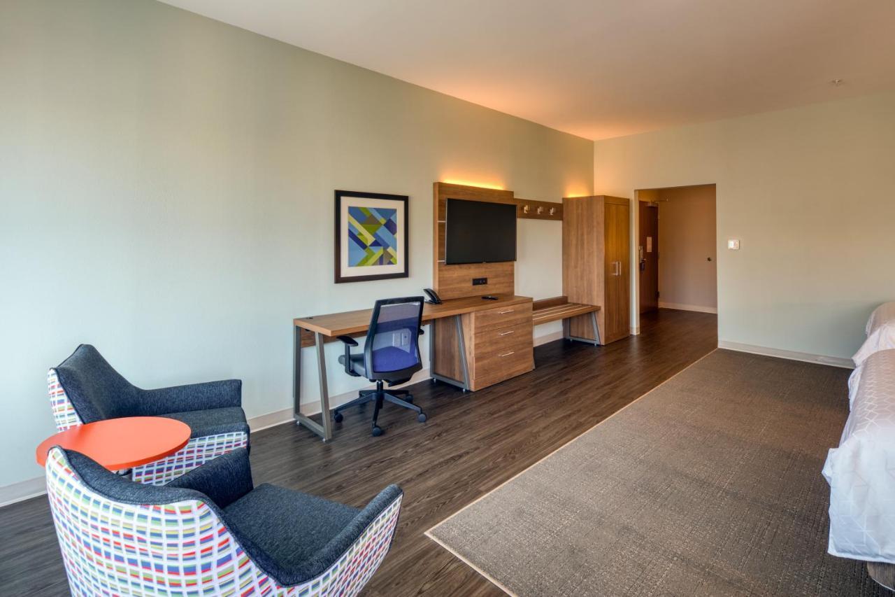 Holiday Inn Express & Suites - Charlotte - South End By Ihg Luaran gambar