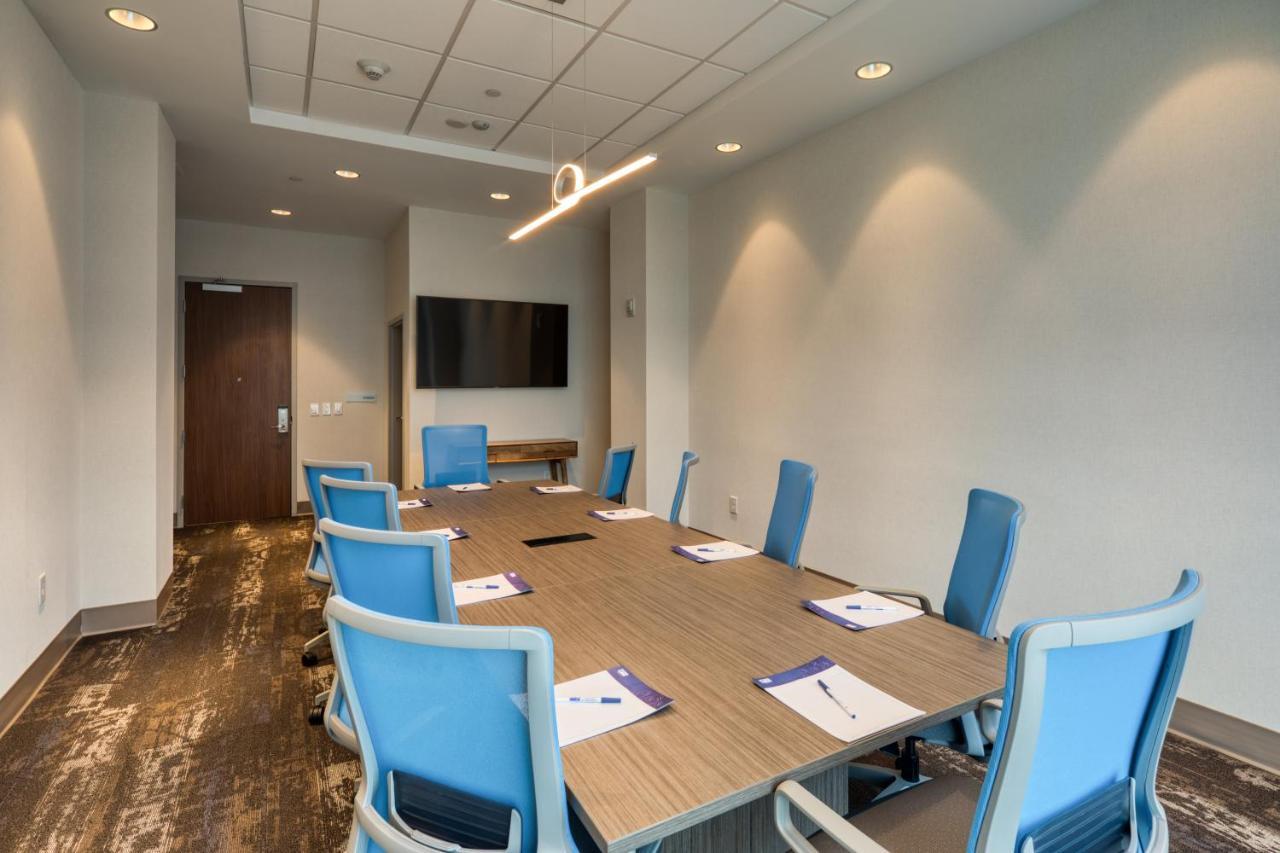 Holiday Inn Express & Suites - Charlotte - South End By Ihg Luaran gambar