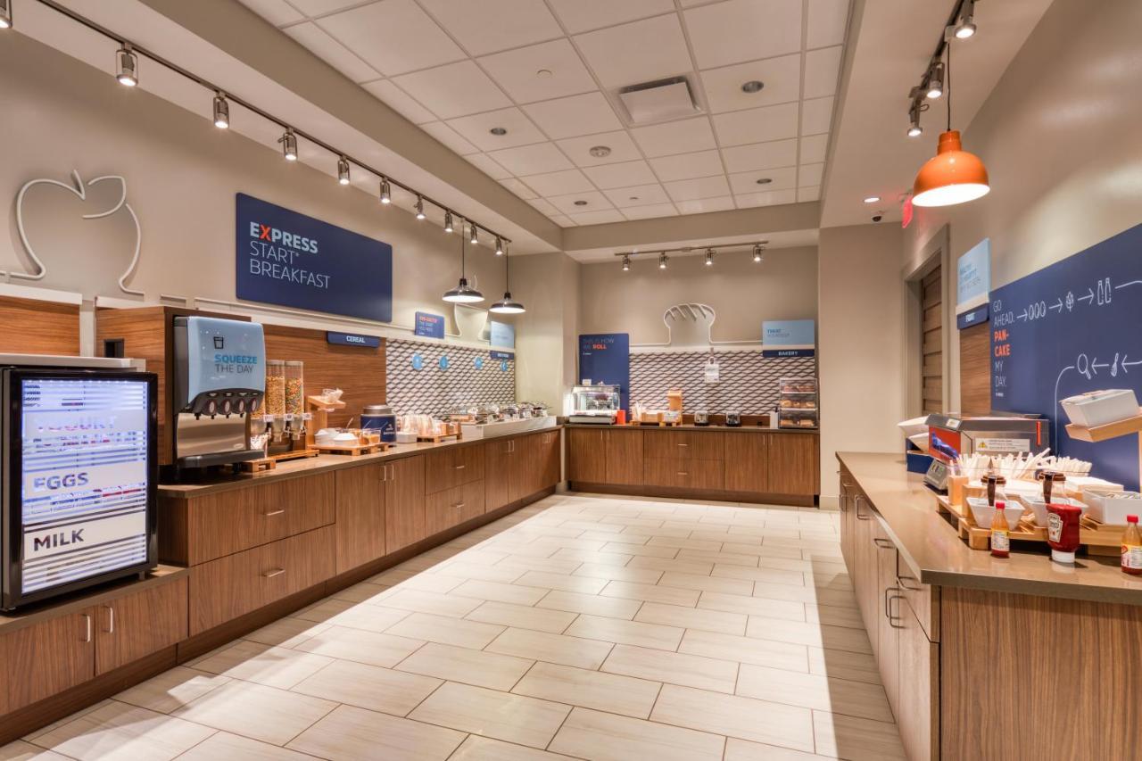Holiday Inn Express & Suites - Charlotte - South End By Ihg Luaran gambar