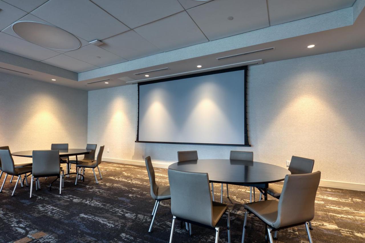 Holiday Inn Express & Suites - Charlotte - South End By Ihg Luaran gambar